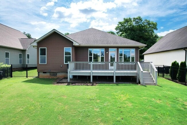 Building Photo - 955 Dodie Dr