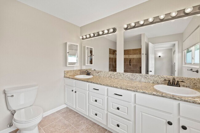 Building Photo - Great 4 Bedroom D20 Rockrimmon Home