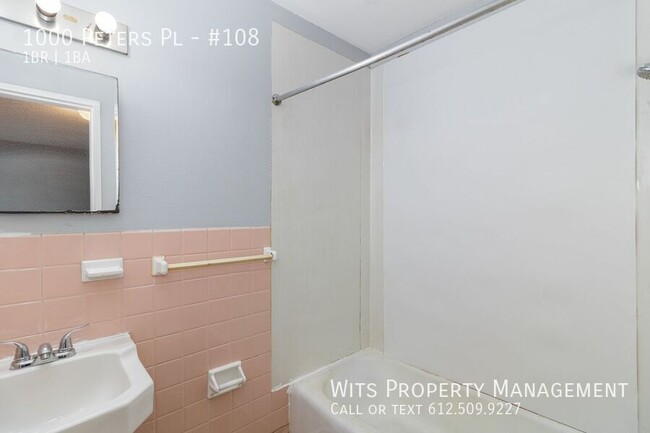 Building Photo - 1/1 Apartment in Desirable Columbia Heights