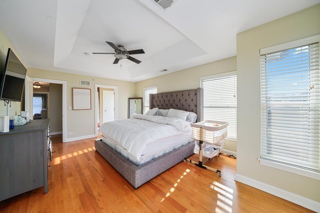 Building Photo - 7943 W 92nd St