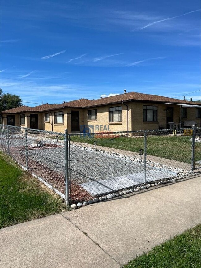 Primary Photo - 1343 S Grant St