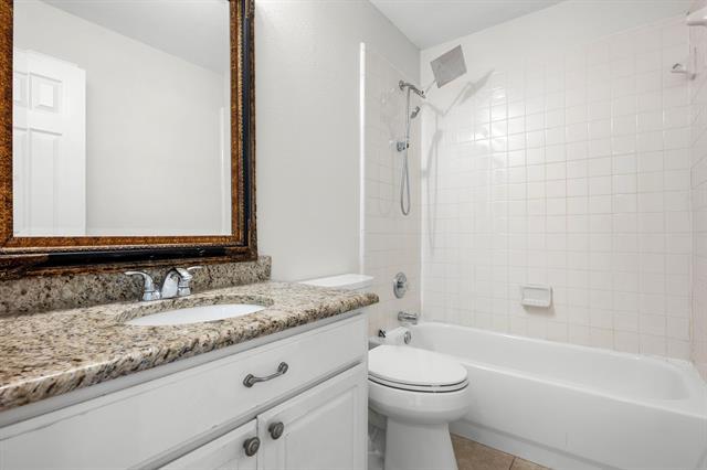 Building Photo - 1423 Winterwood Dr