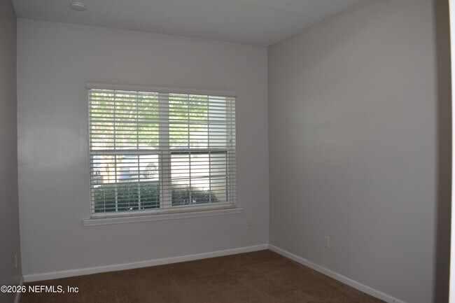 Building Photo - 247 Amistad Dr