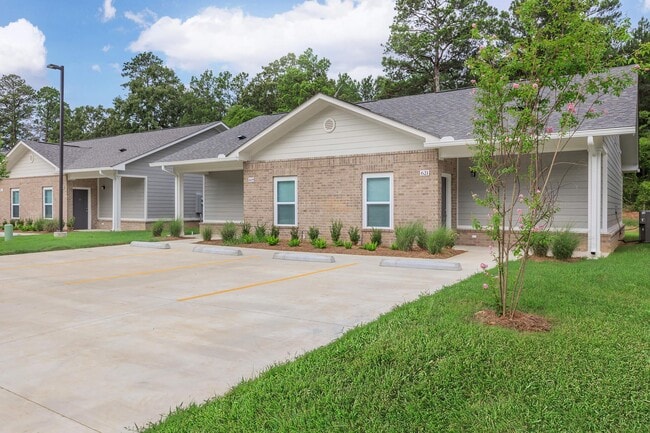 Building Photo - Peaks of Ruston - Senior living