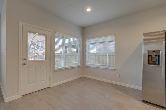 Building Photo - 9645 Alderleaf Trl