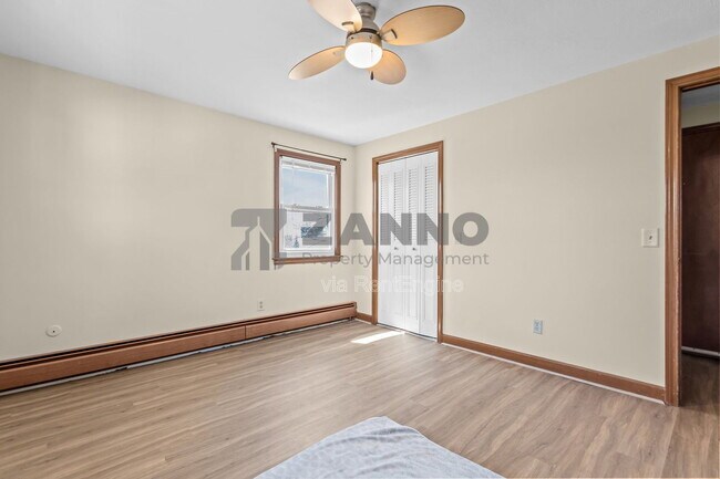 Building Photo - 1 Talbot St