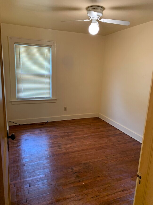 Building Photo - 13410 Rugby Rd