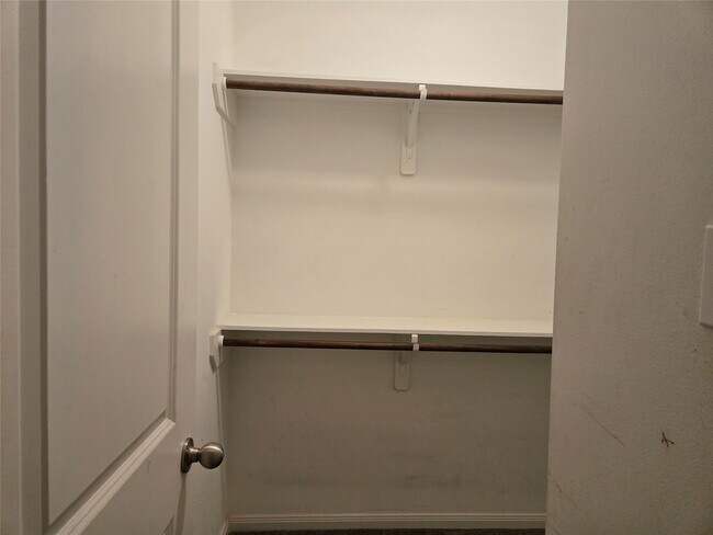 Building Photo - 41 Rd 5102