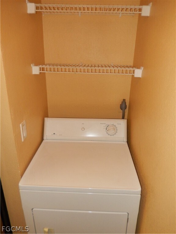 Building Photo - 12560 Equestrian Cir