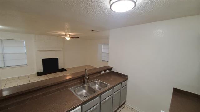 Building Photo - 3427 Republic Dr