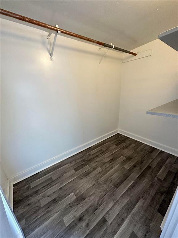 Bedroom 1 Walk-in Closet - 531 Cochrane St