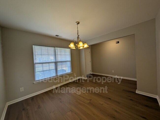 Building Photo - 11307 Breezehill Ln