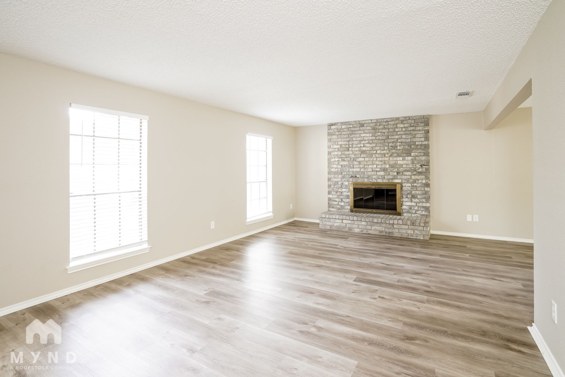 Building Photo - 25515 Mill Pond Ln