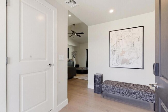 Building Photo - 8372 E San Salvador Dr