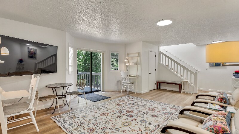 Building Photo - 8411 SE Clatsop Ct