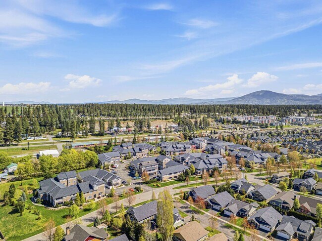 Building Photo - 4505 Greenchain Loop