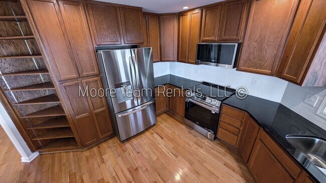 Building Photo - Charming 3-Bedroom Home in High Vista Gated Community – Stunning Views & Modern Updates!