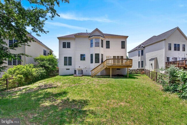 Building Photo - 25670 S Village Dr