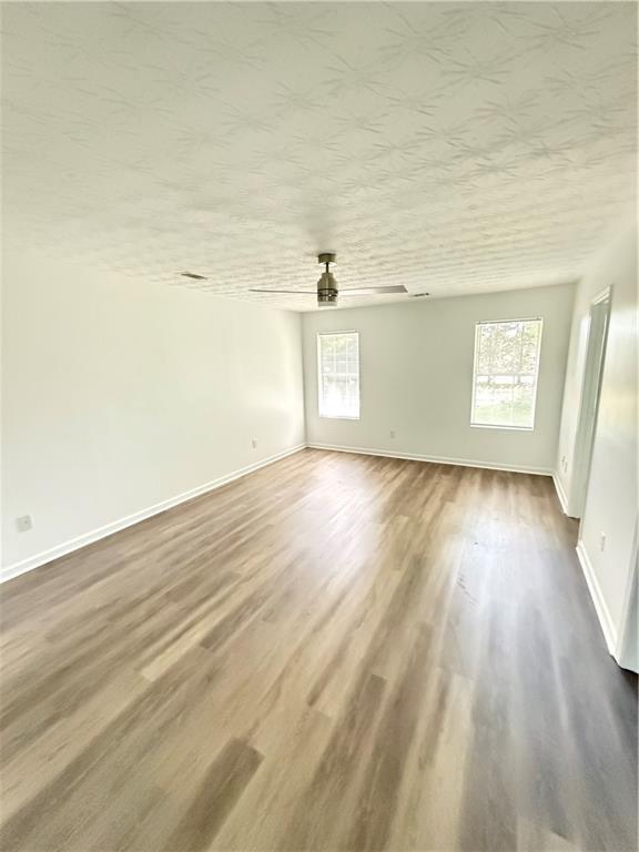 Building Photo - 970 Harbins View Dr