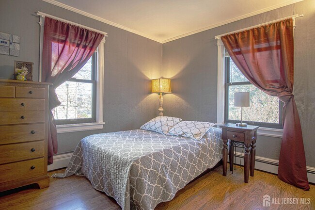 Building Photo - 9 Academy St