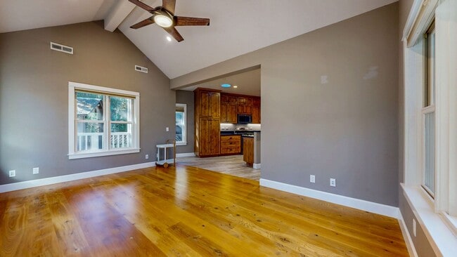 Building Photo - Serene 1 bedroom 1 bath Calistoga Home adjacent to Napa river!