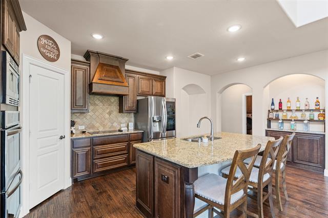 Building Photo - 717 Staghorn St