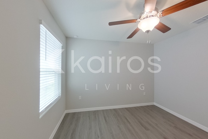 Building Photo - 4455 SW 85 Ln