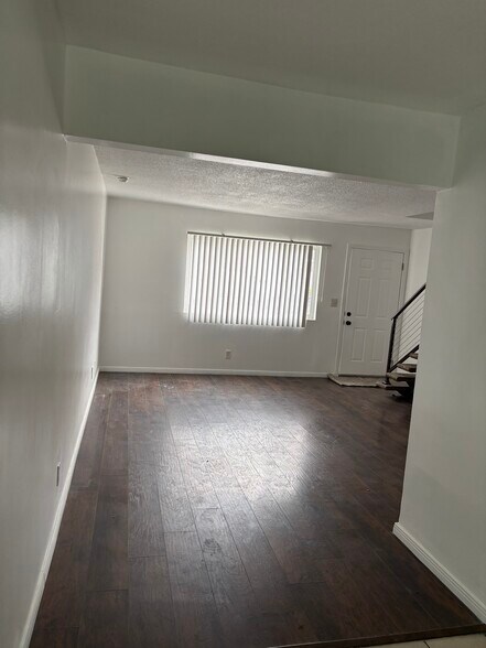 Building Photo - 1639 W 80th St