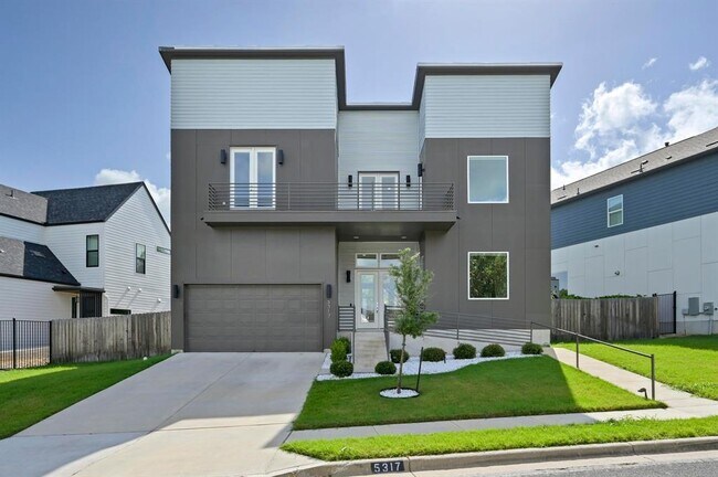 Building Photo - 5317 Agatha Cir