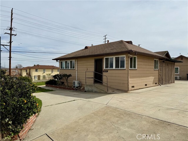 Building Photo - 3159 Del Mar Ave