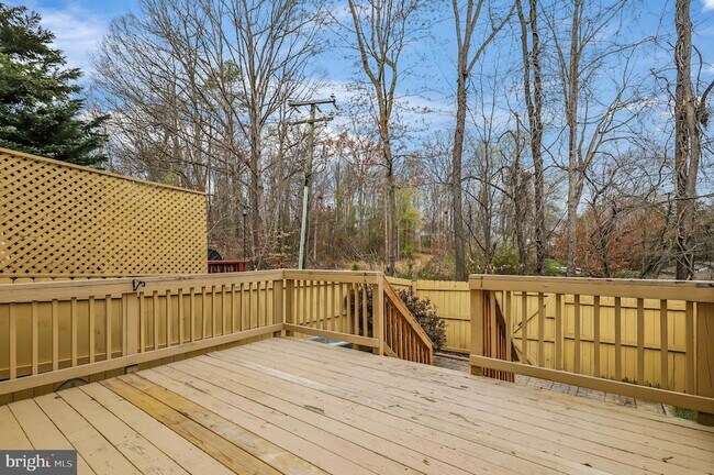 Building Photo - 803 Twin Brook Ln