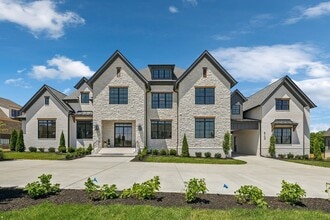 Building Photo - 8104 Turning Pt Dr