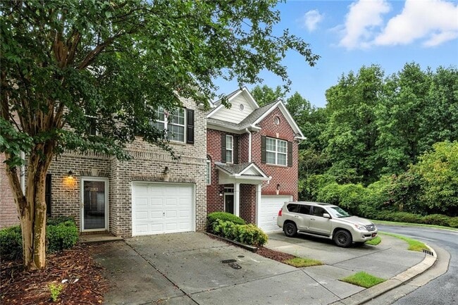 Building Photo - 2263 Leicester Way SE