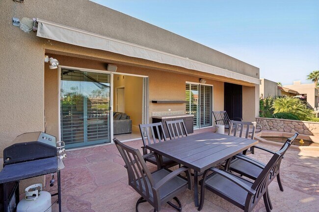 Building Photo - 29 Lakeshore Dr