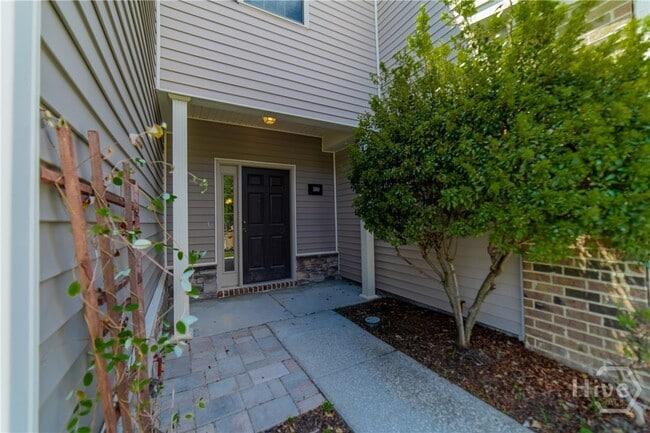 Building Photo - 580 Canyon Oak Loop