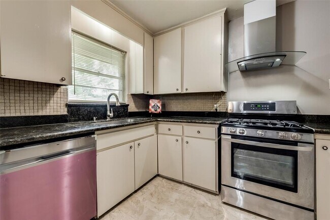 Building Photo - 4262 T C Jester Blvd