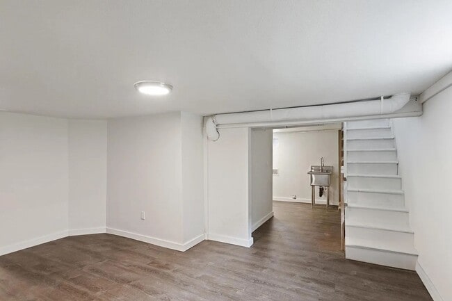 Building Photo - Newly Renovated 3-Bedroom Home in North Po...