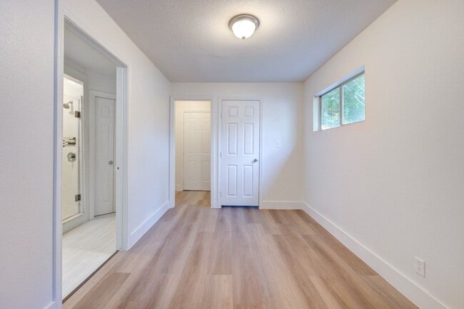 Building Photo - 4735 Marietta Ln