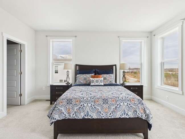 Building Photo - 6 Flatwater Row