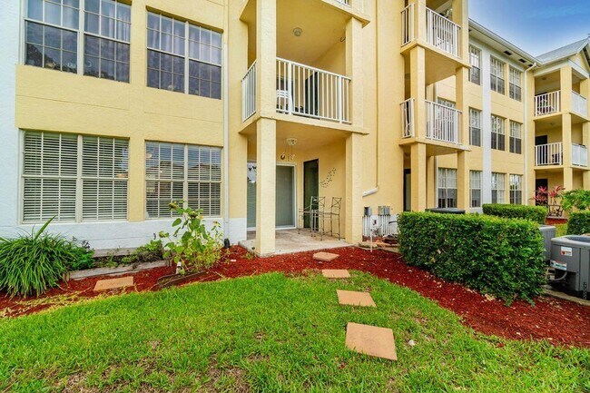 Building Photo - 6324 Costa C Dr