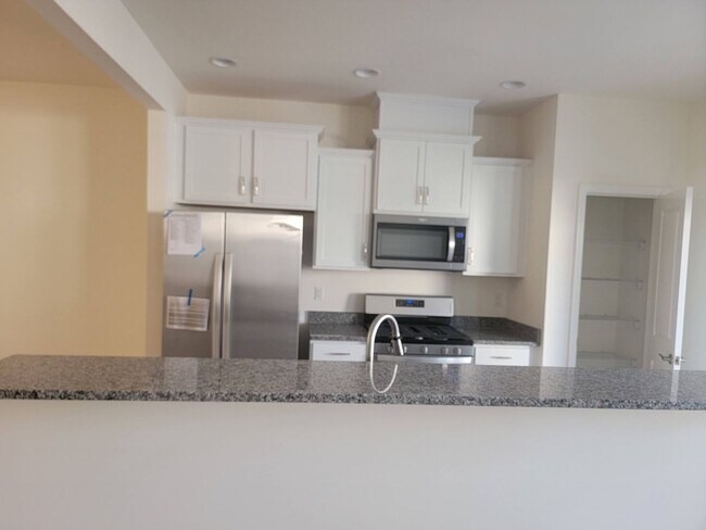 Building Photo - Charming 3BR Townhome in Durham