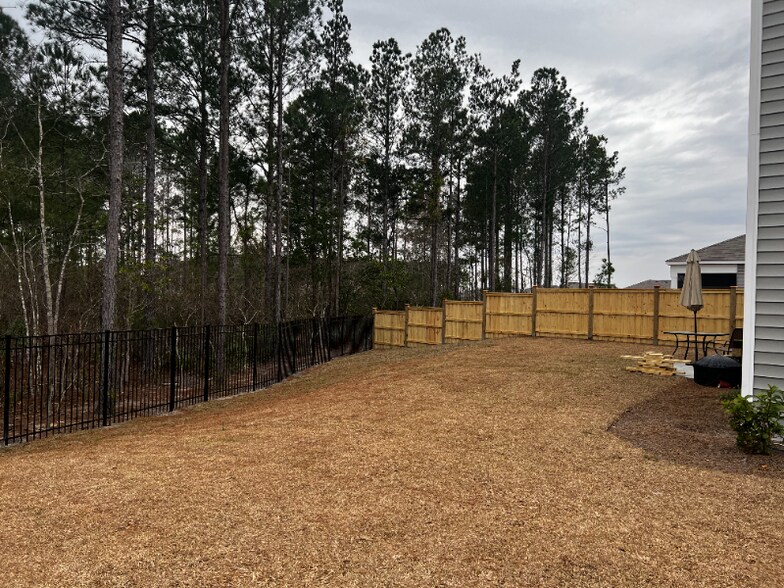 Building Photo - 5336 Black Oak Ct