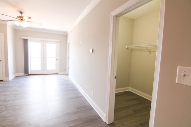 Building Photo - 119 Cornerstone St