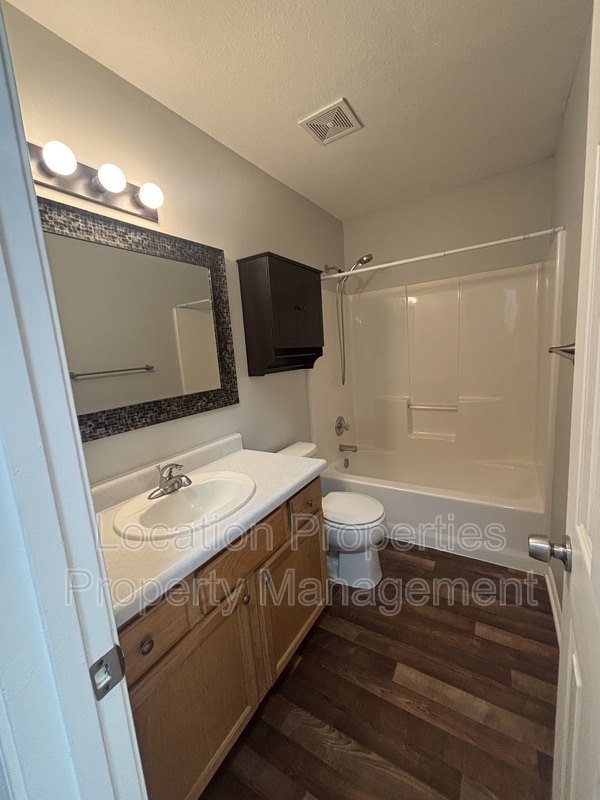 Building Photo - 2709 Harrison Pl