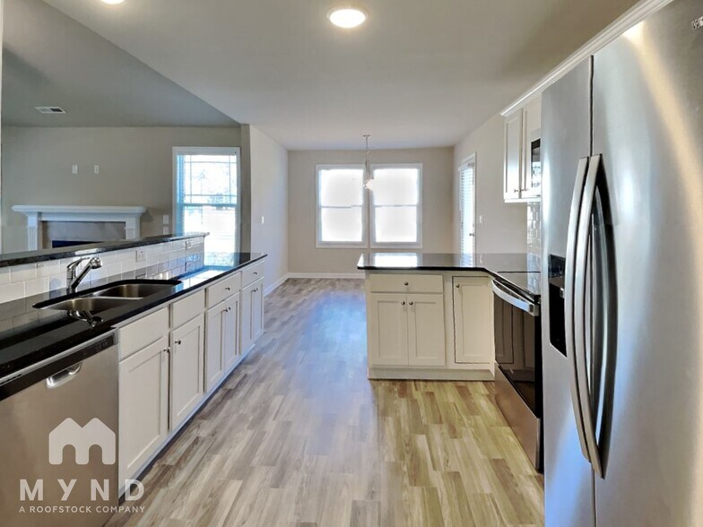 Building Photo - 31 Flip Flop Cir