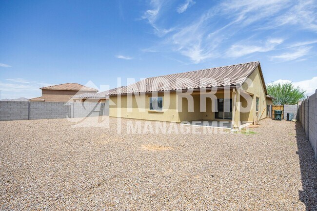 Building Photo - Very Nice Home in a Great Location