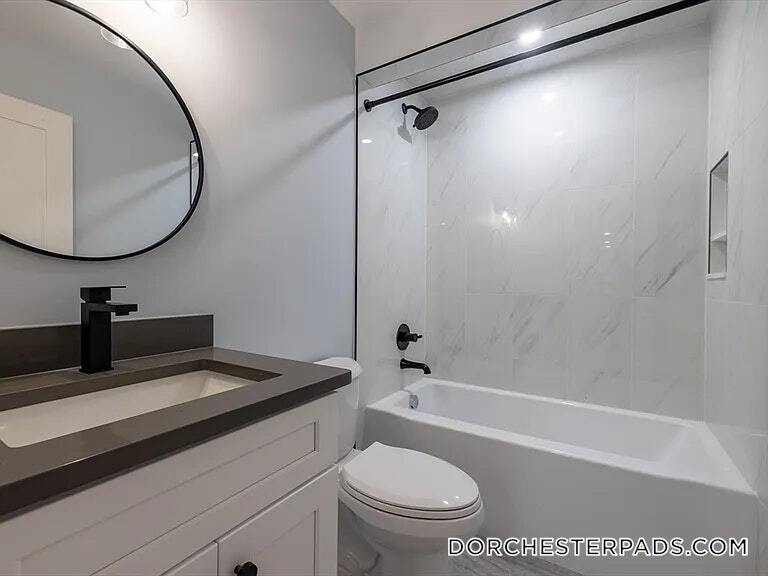 Building Photo - 19 Sawyer Ave