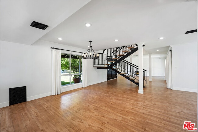 Building Photo - 22619 Town Crier Rd
