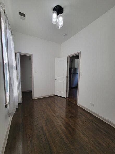 Bedroom 2 angle 3 - 3219 W McLean Ave