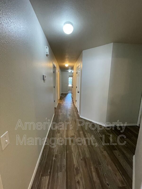 Building Photo - 12946 E 31st Ct